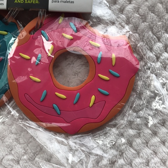TRAVELON 2 DONUT LUGGAGE TAGS - NWT - Picture 5 of 5